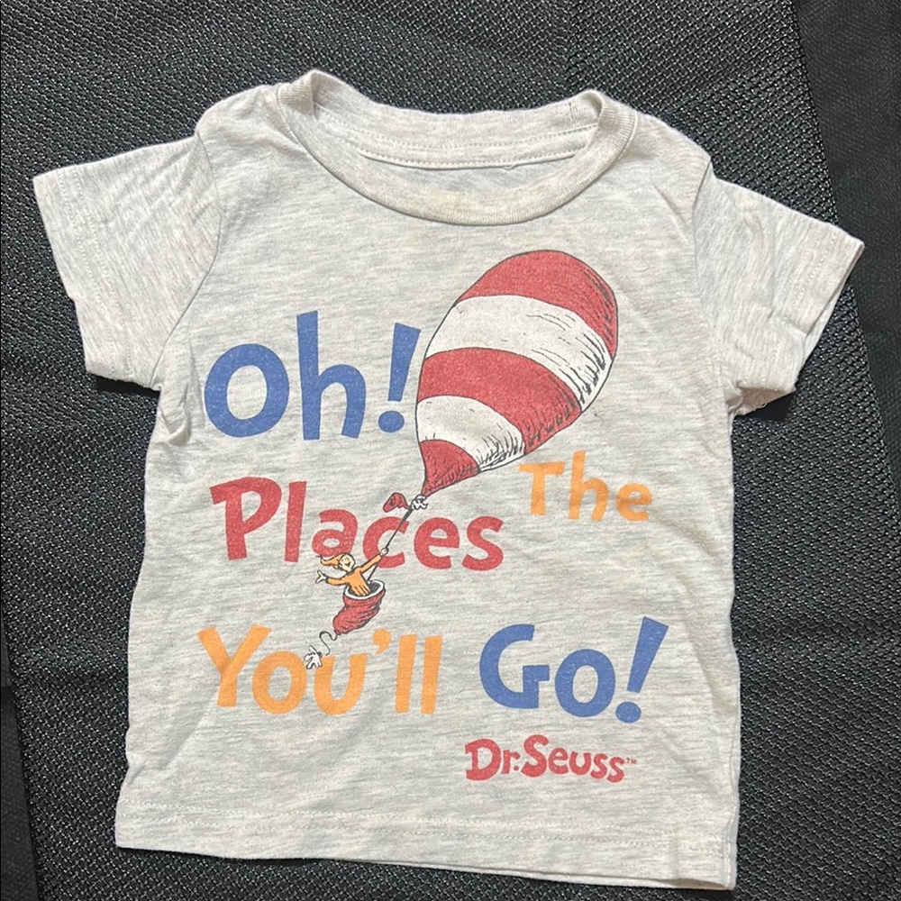 Dr. Seuss Kids Shirt - Gray with Red and Blue Design